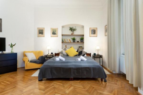 Classy Apartments Charles Bridge